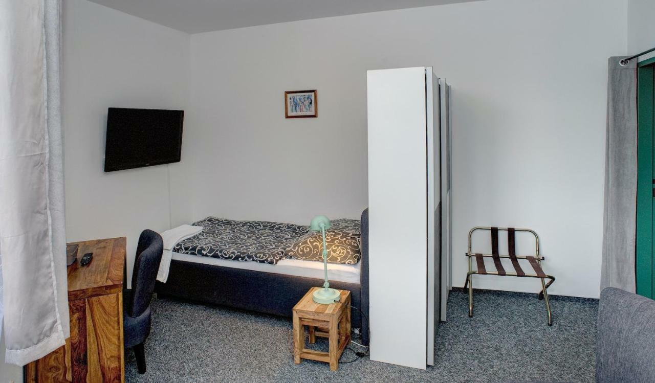 Pension Pegast Ceske Budejovice Bagian luar foto