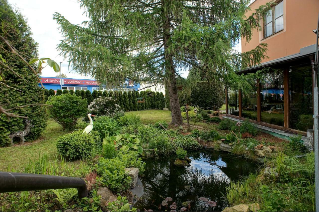 Pension Pegast Ceske Budejovice Bagian luar foto